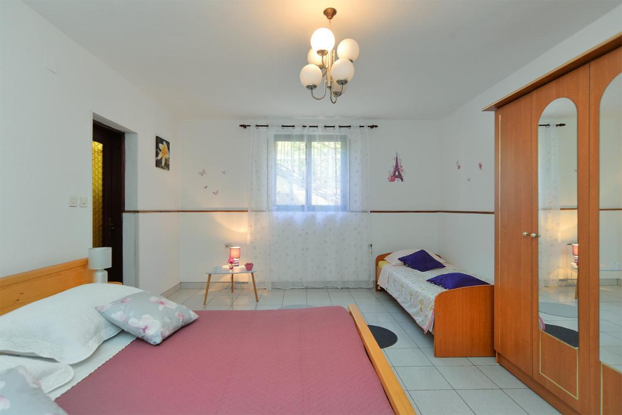 Apartment Dulijana 2042 Πούλα Εξωτερικό φωτογραφία